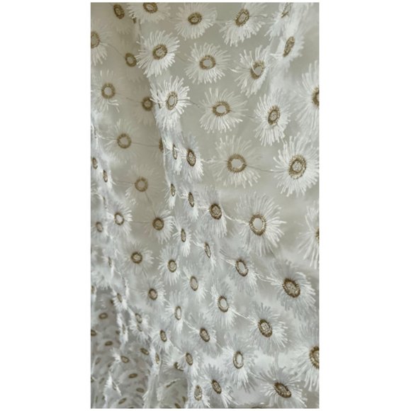 Bridal Off the Shoulder Flower and Gold Thread Embellished Dress - Picture 5 of 7